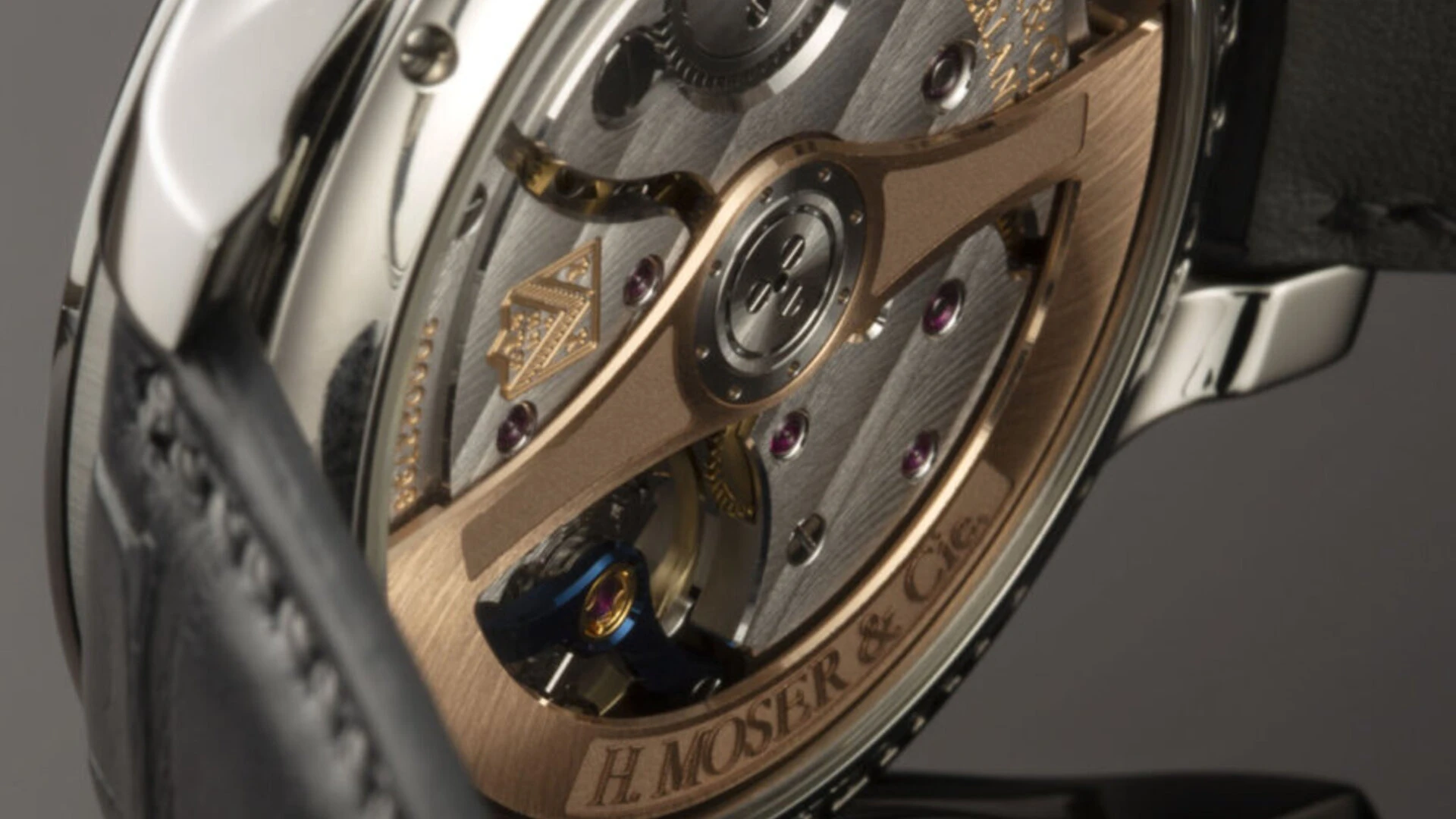 Moser Endeavour watch mechanism