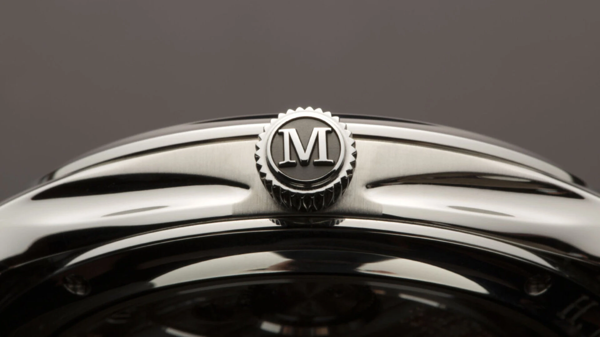 Moser Endeavour concept gear with the initial 'M' close up