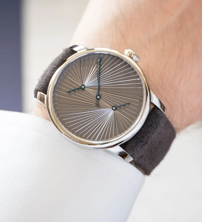 louis erard atelier oi wristshot