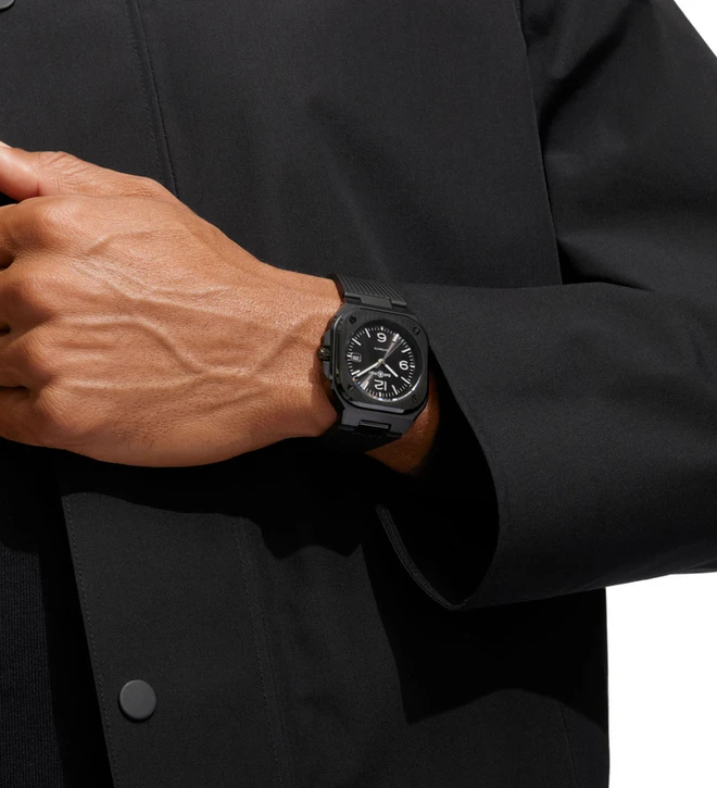BR05 black ceramic bellross wristshot