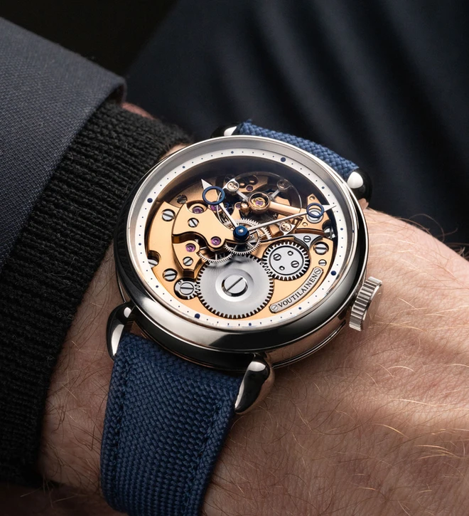 Voutilainen KV20i Reversed GMT Milano Edition journal wristshot