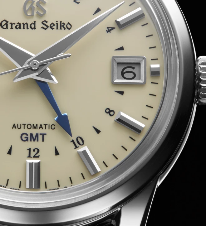 Grand Seiko SBGM221 dial