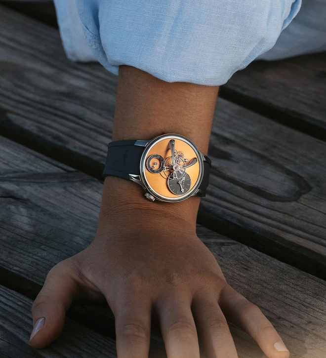 mbf lm 101 evo salmon wristshot