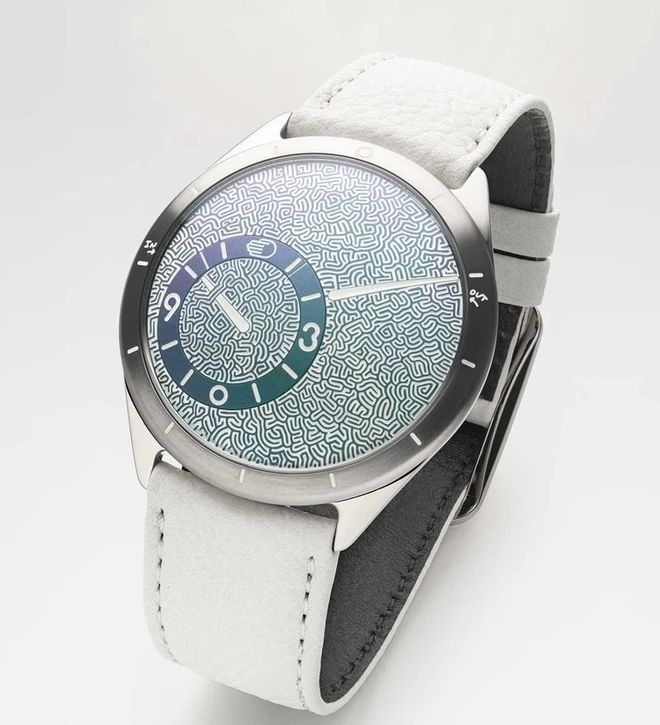 ressence type 9 jules wittock emerald green watch