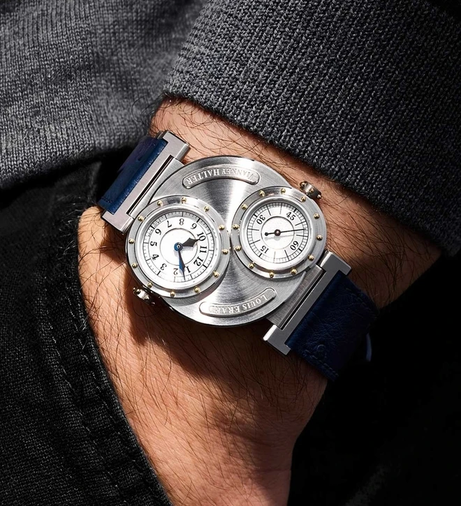 Louis Erard Vianney Halter Futur Anterieur  Silver wristshot