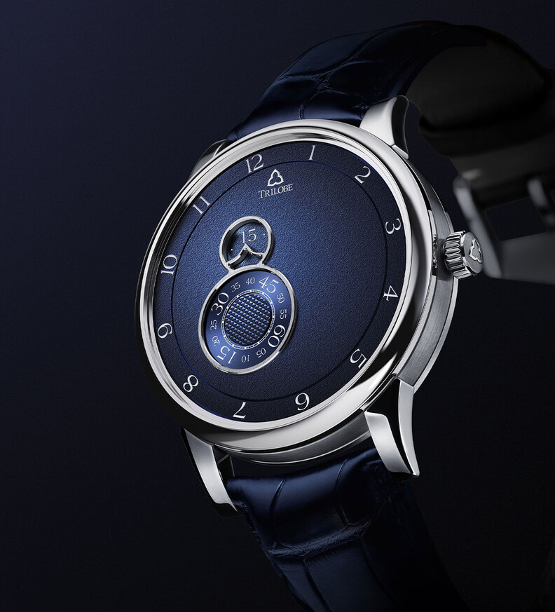 trilobe_nuit_fantastique_grained_blue_dial