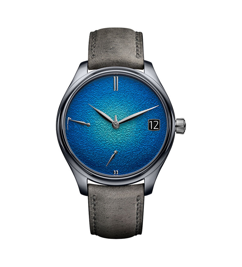hmoser endeavour perpetual calendar tantalum blue