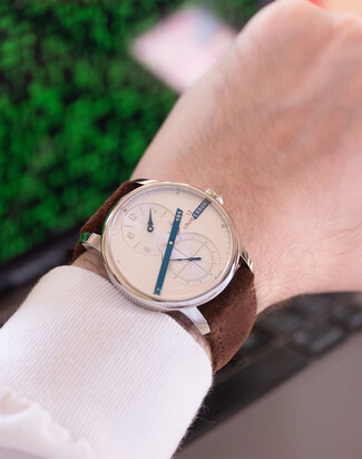 louis erard seconde wristshot