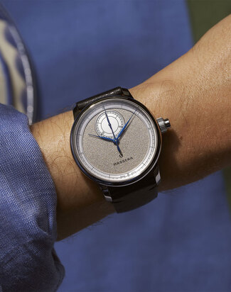 louis erard chronographe monopoussoir massena lob silver writshotjpg