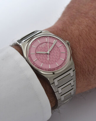 czapek sashiko pink wristhshot