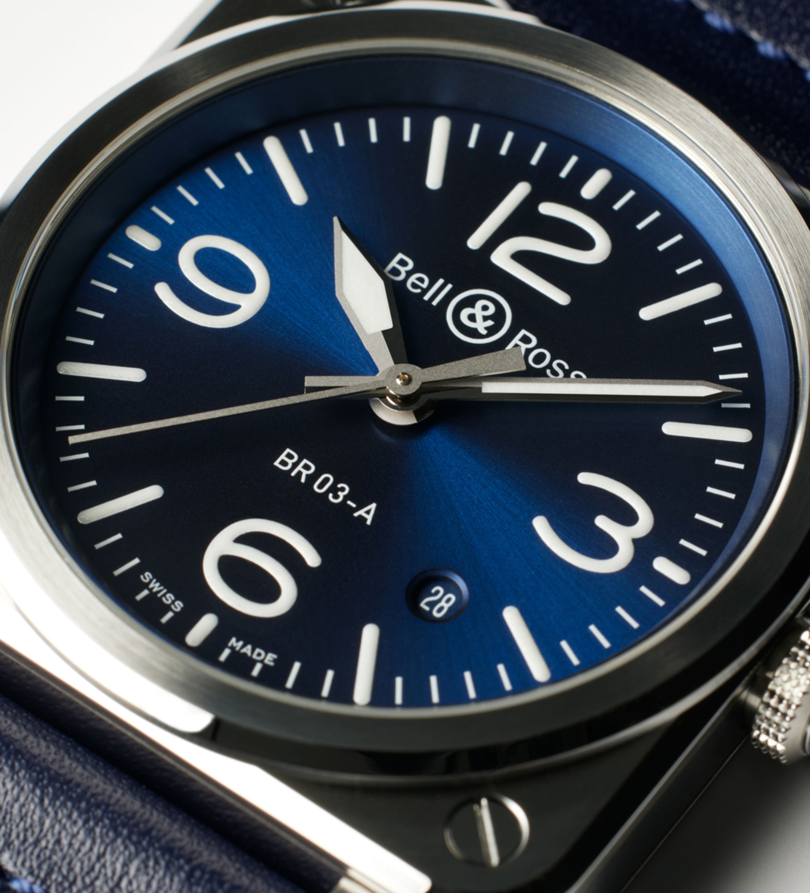 BR03A blue steel macro