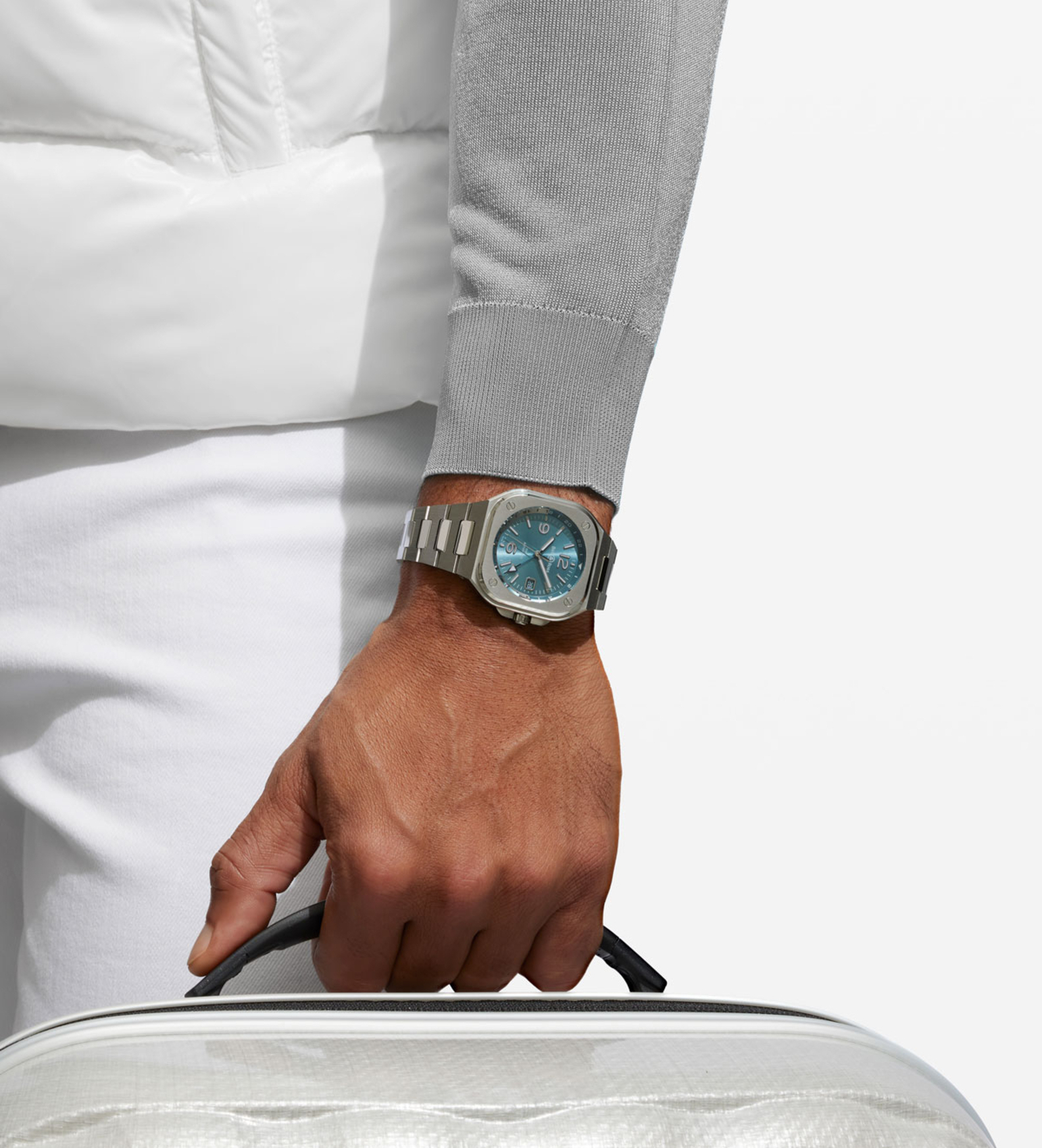 BR05 gmt skyblue bellross wristshot
