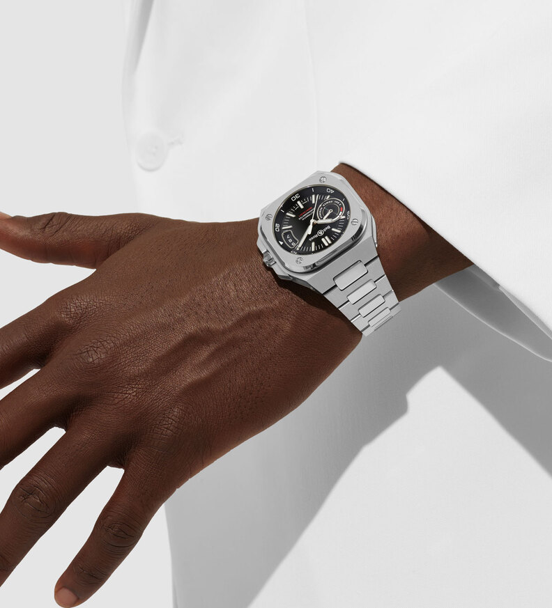 BR X5 black wristshot