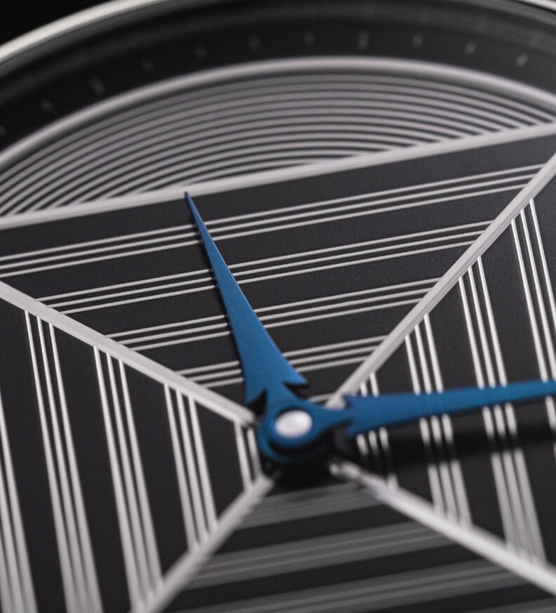 LouisErard guilloche II dial