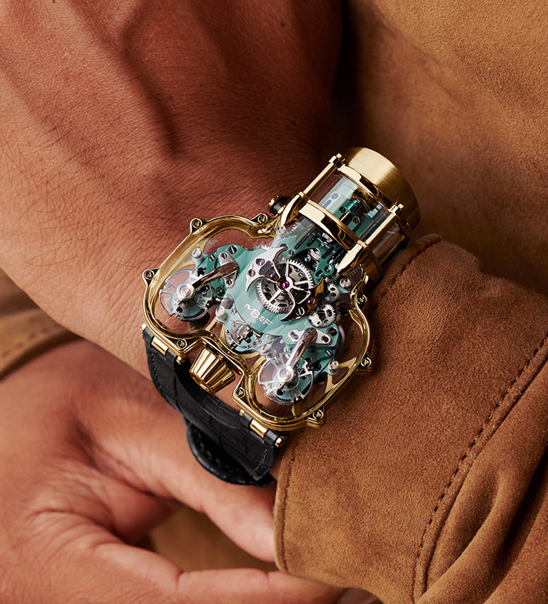 MBandF HM9 sv yellow gold wristshot
