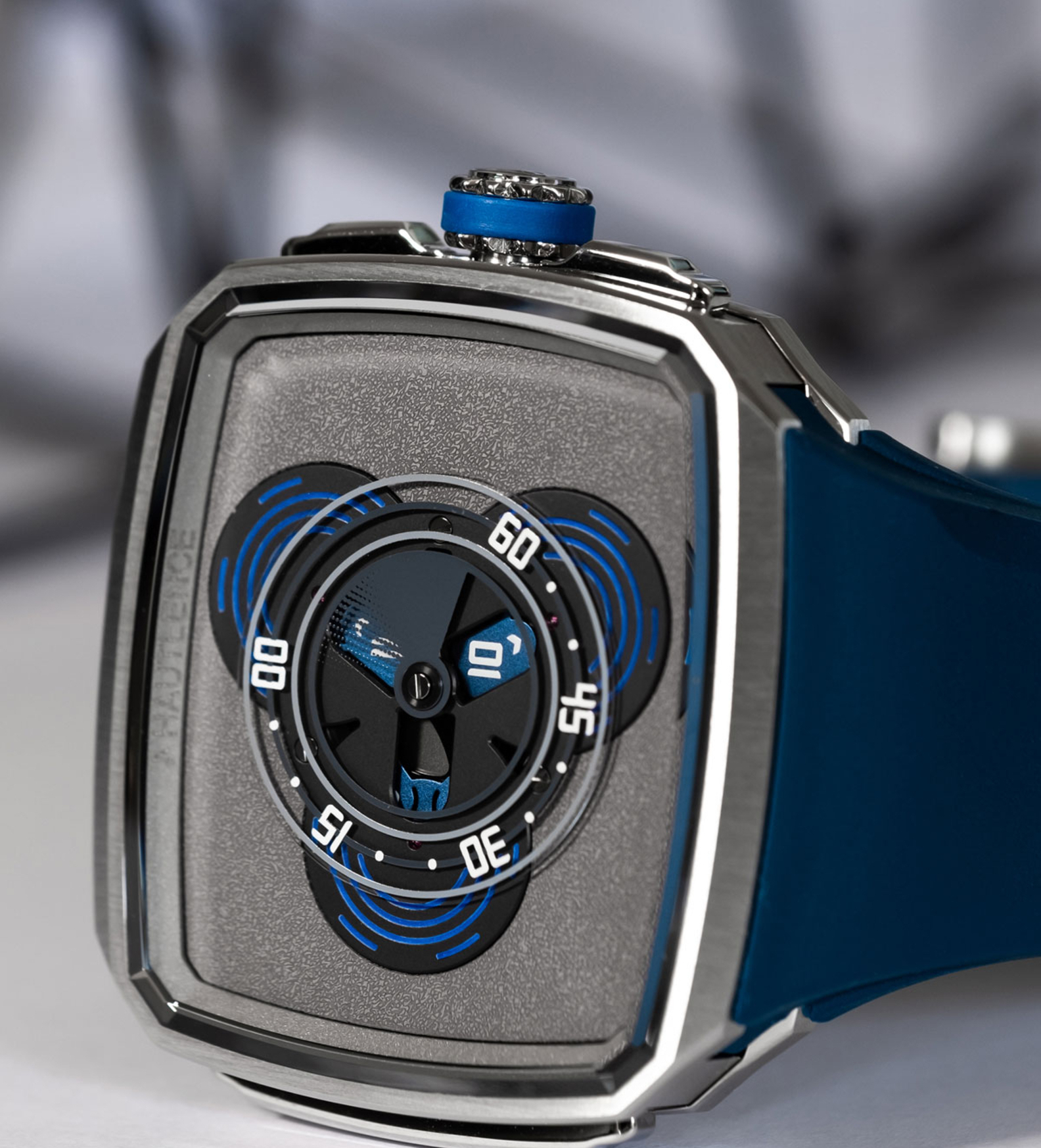 vagabonde serie04 hautlence lifestyle