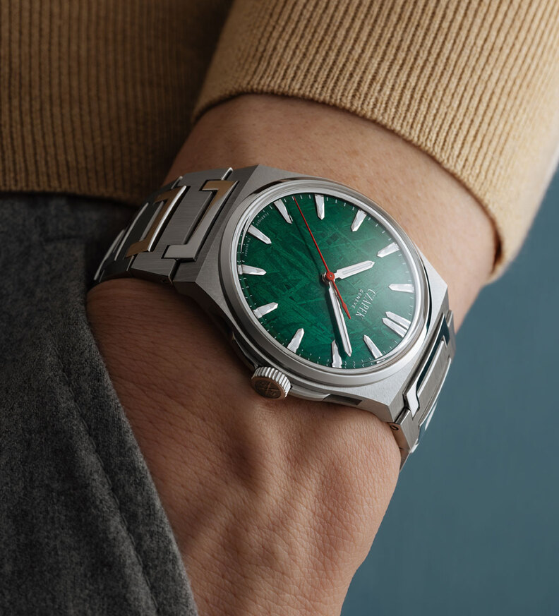 czapek antartique green meteor wristshot