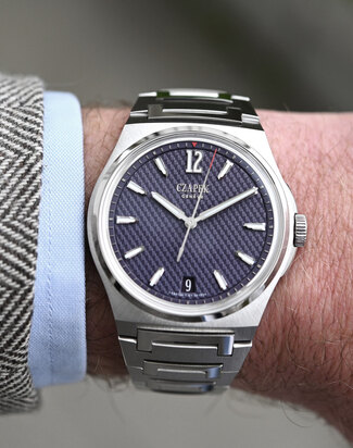czapek antartique purple afterglow wristshot