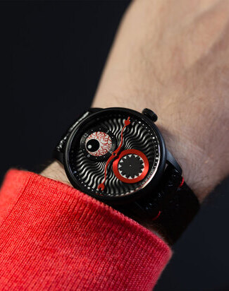 louis erard konstantinII wristshot