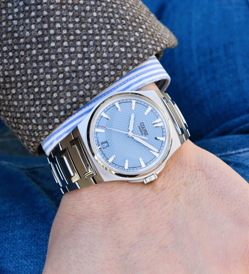 czapek passage de drake glacier blue wristshot