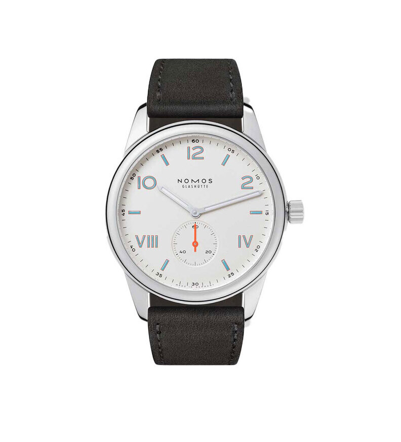 nomos club campus 38 front