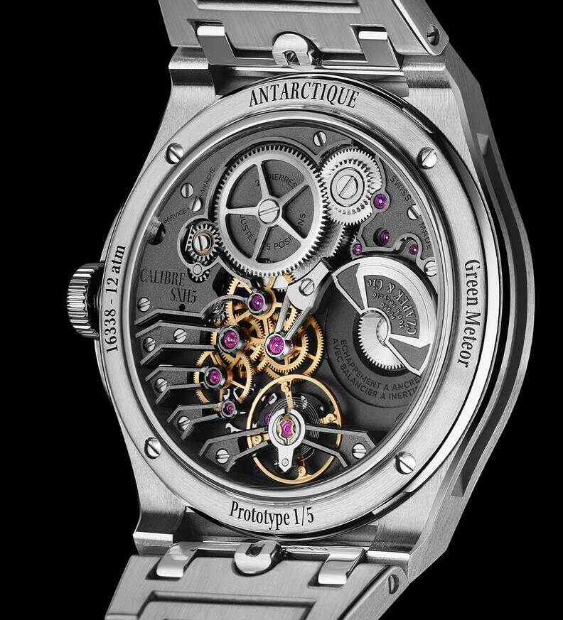 czapek antartique green meteor CASEBACK