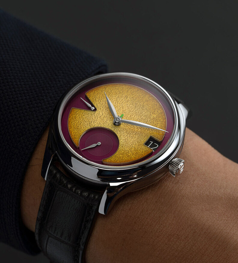 HMoser Endeavour Perpetual Calendar StudioUnderd0g wristshot