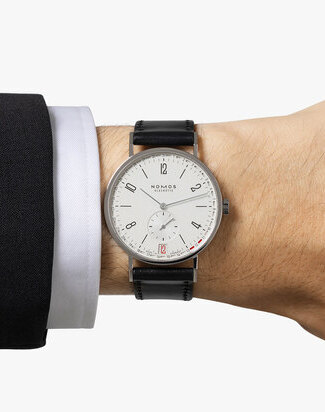 nomos tangente 2date wristshot