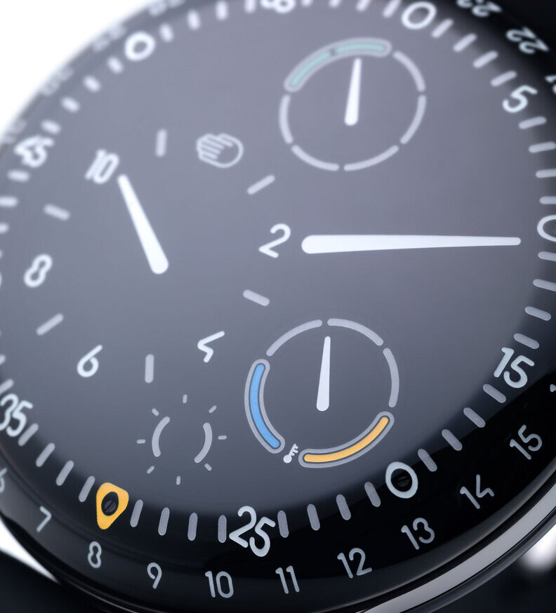 ressence type3 black dial