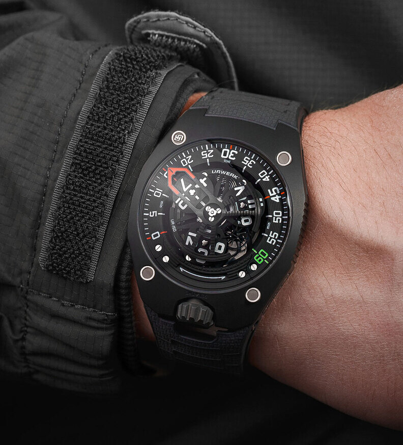 urwerk ur150 scorpion dark wristshot