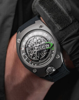 urwerk ur150 scorpion titan wristshot