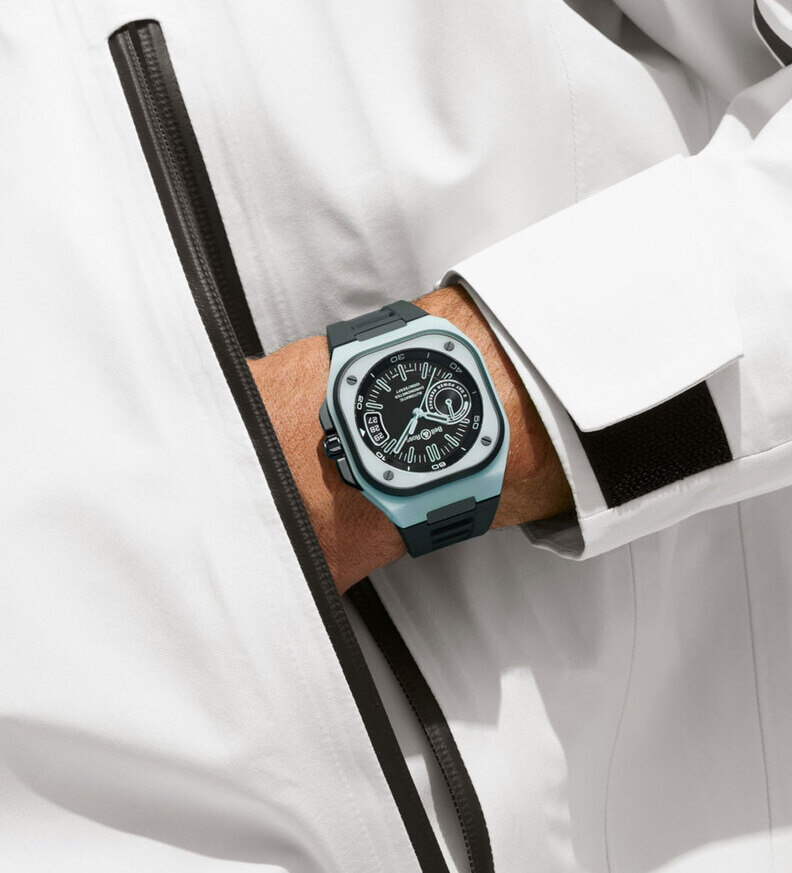 BRX5 blue lum bellross wristshot