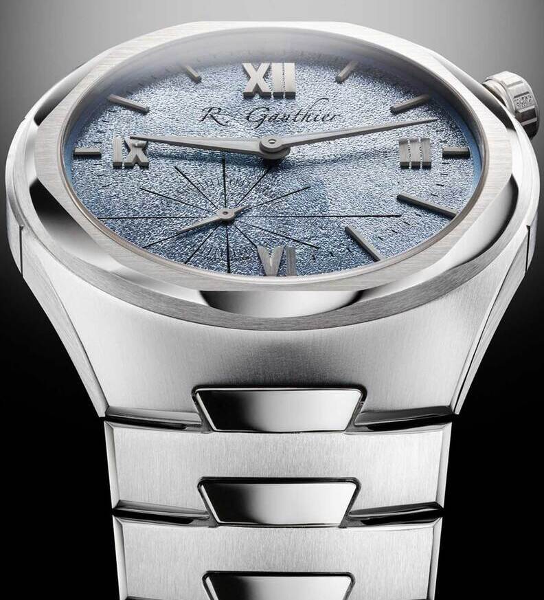 C by Romain Gauthier Platinum Edition Bracelet dial