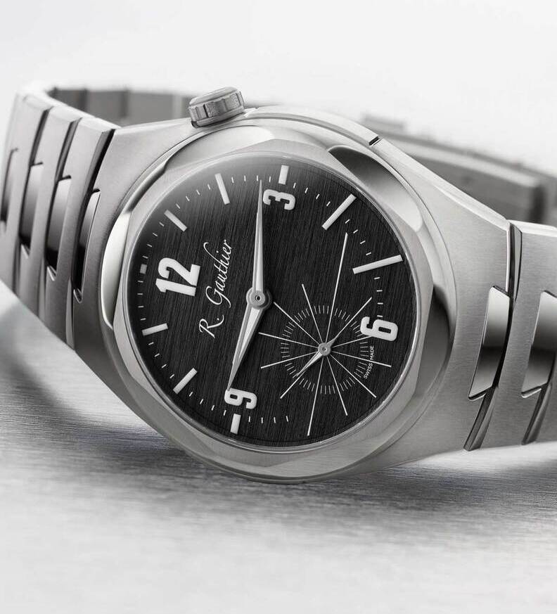 C by Romain Gauthier Titanium Edition Bracelet black dial