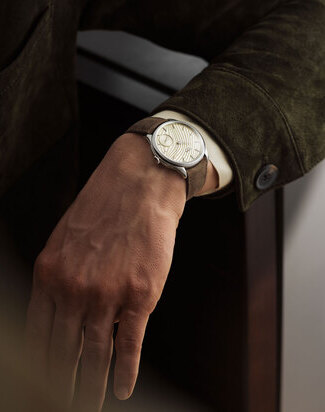 Czapek Promenade Pliss Ivory Wristshot