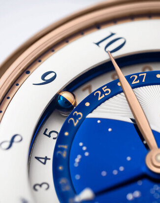 De Bethune DB25 GMT Macro