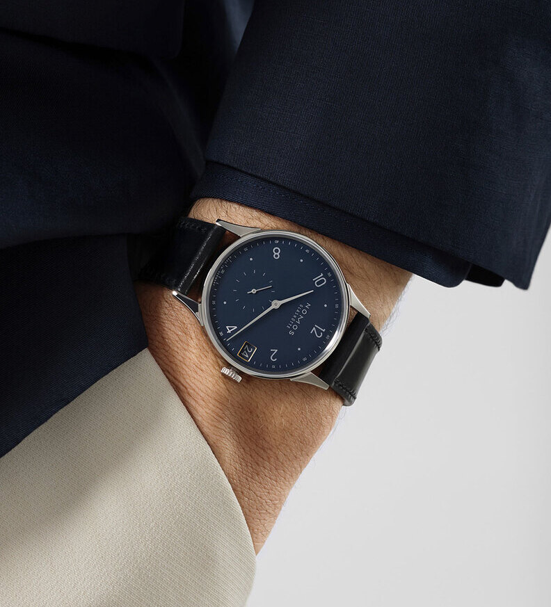 nomos minimatik 39 date blue wristshot
