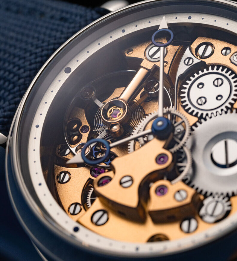 Voutilainen KV20i Reversed GMT Milano Edition journal dial