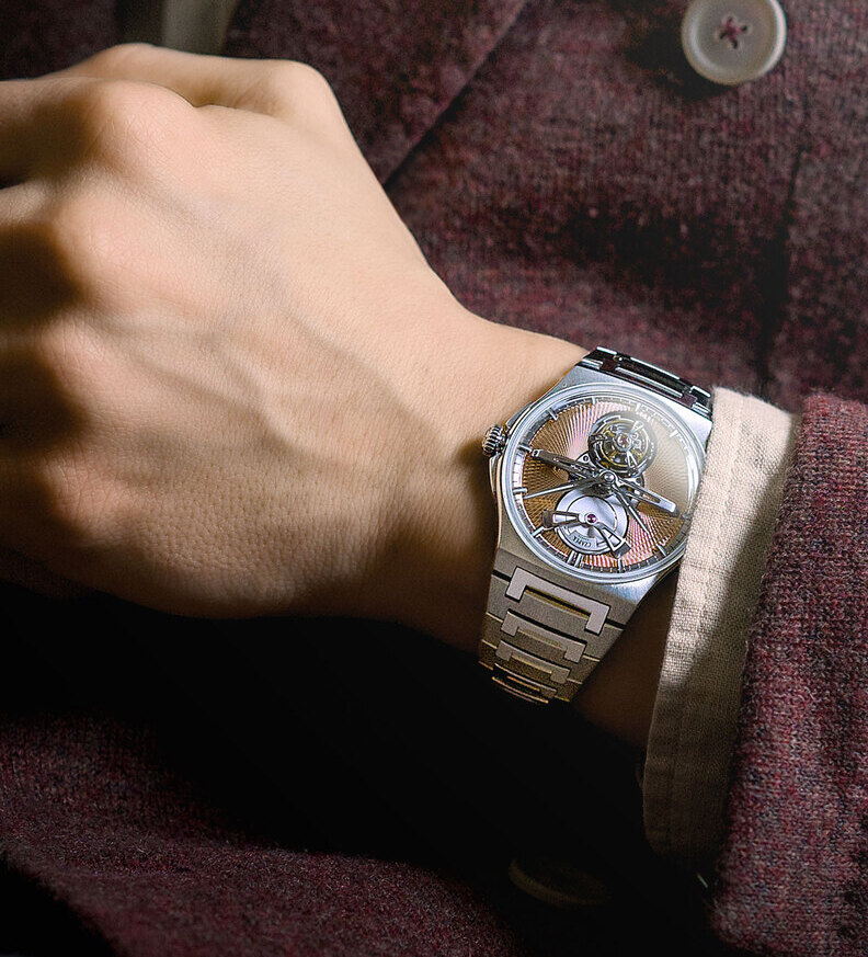 Czapek Antarctique Tourbillon Photon Sphere wristshot