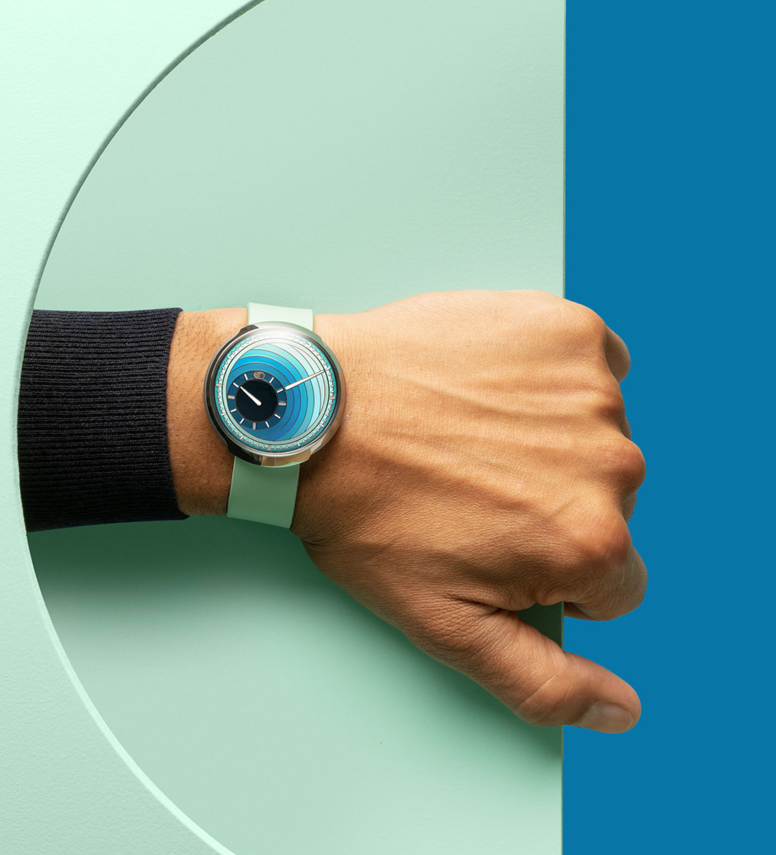 ressence type8 de turquoise wristshot