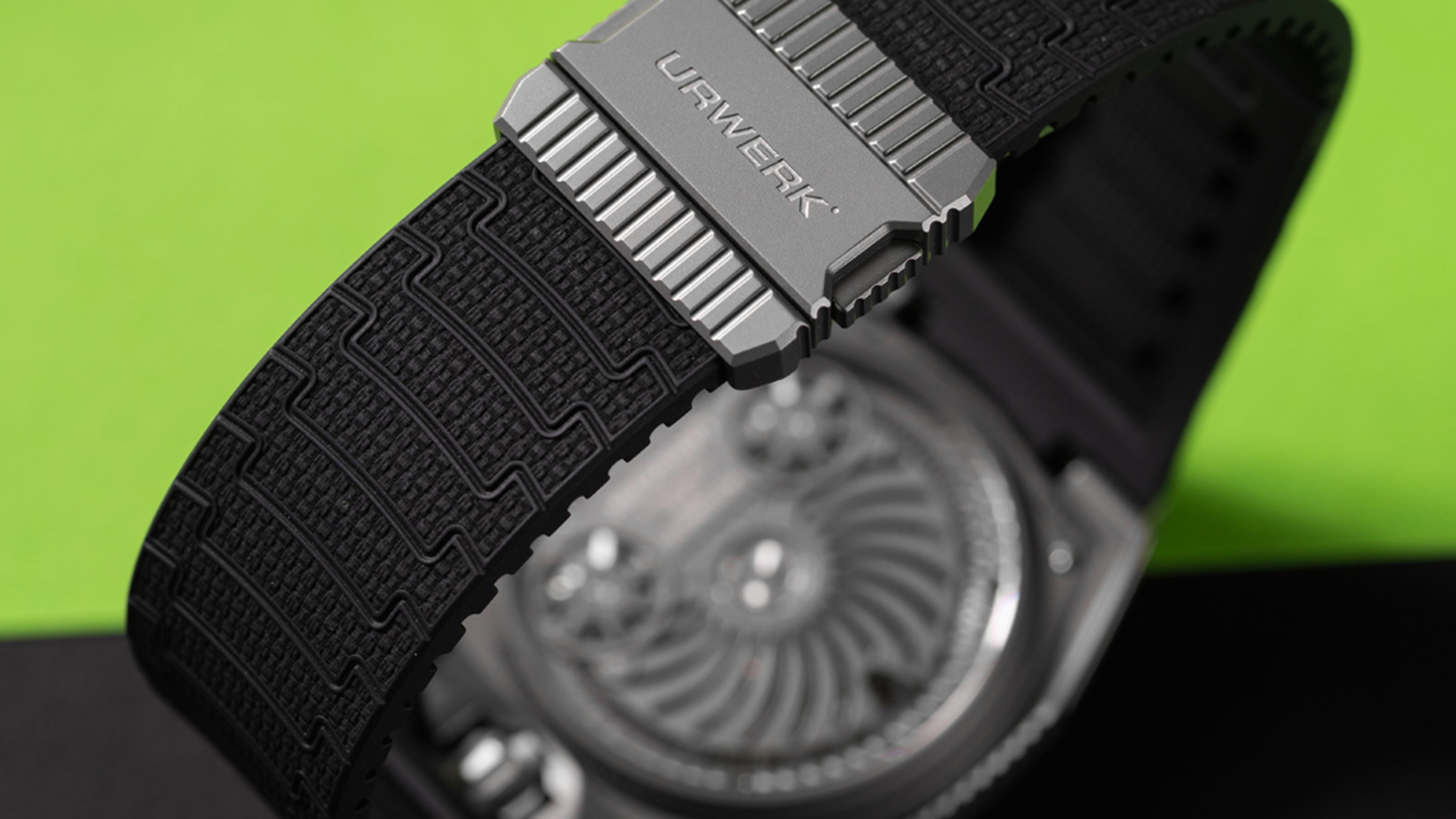 urwerk ur150 journal caseback