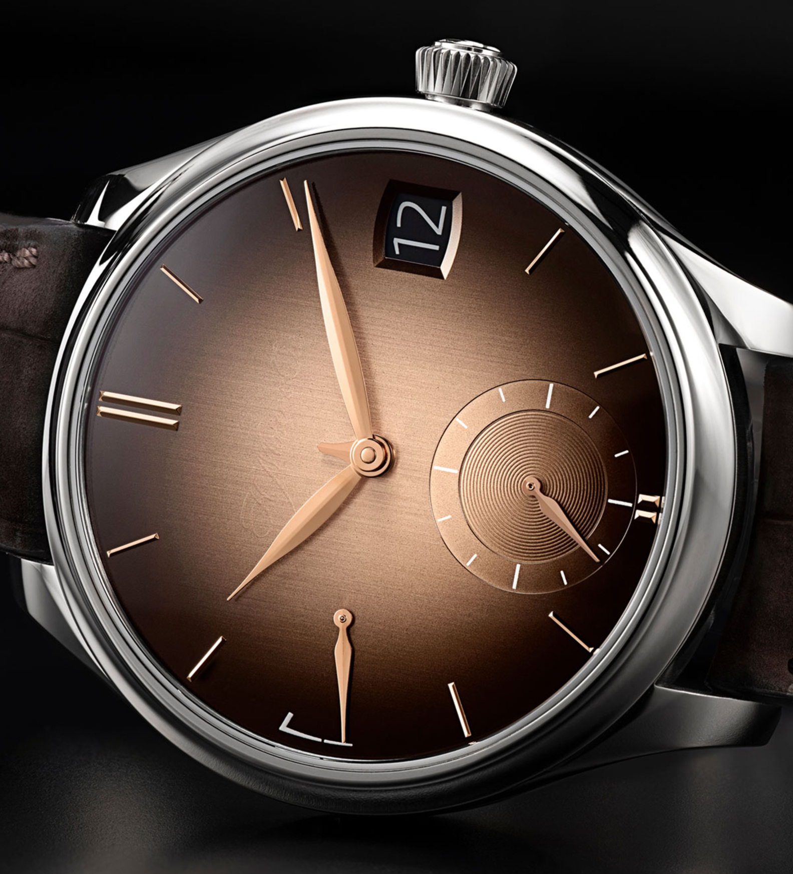 HMoser Endeavour Perpetual Calendar Smoked Salmon dial