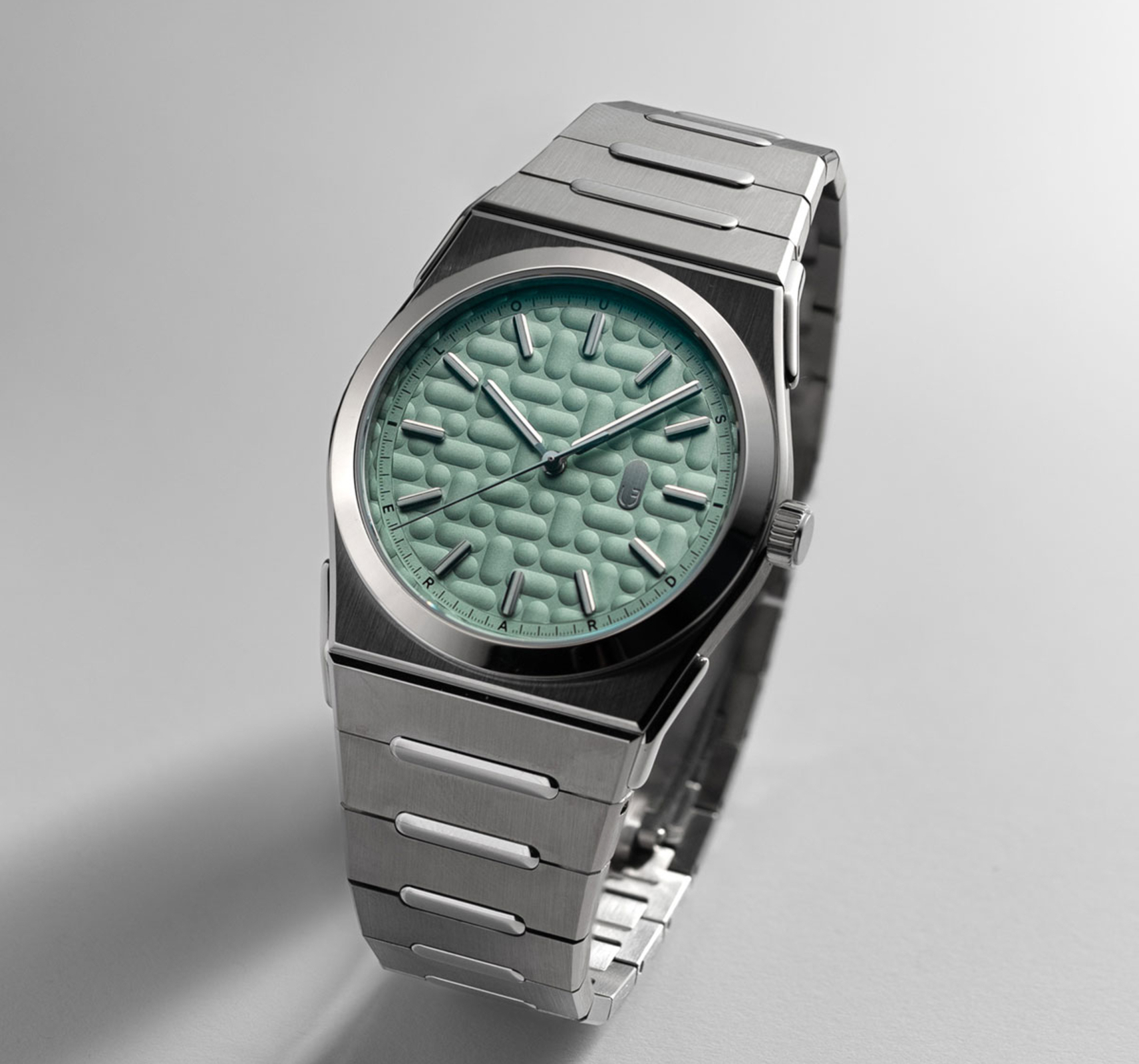 Louis Erard 2340 Mint – Integrated Titanium‑Steel Sport‑Chic