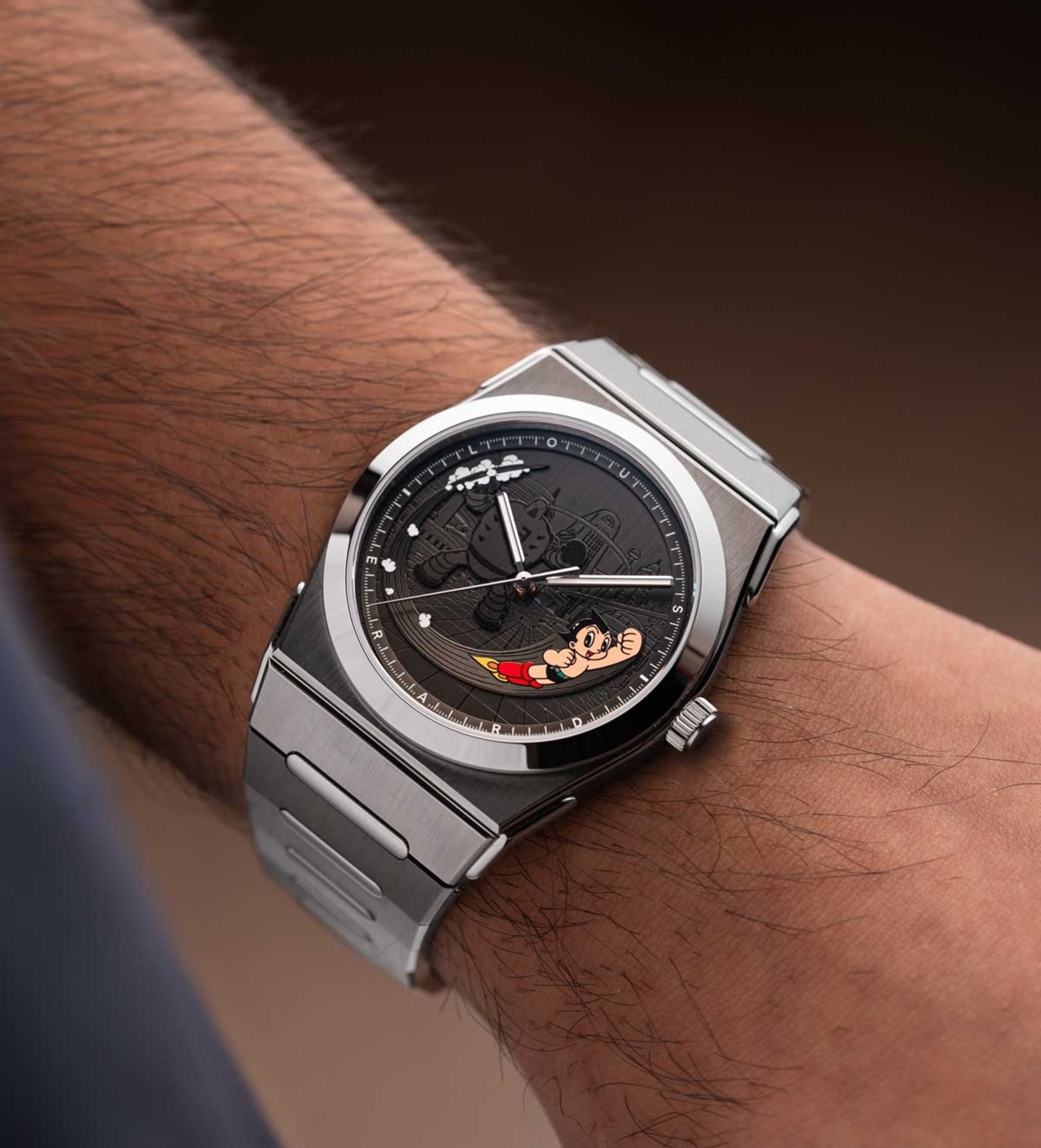 louis erard 2340 astro boy wristshot