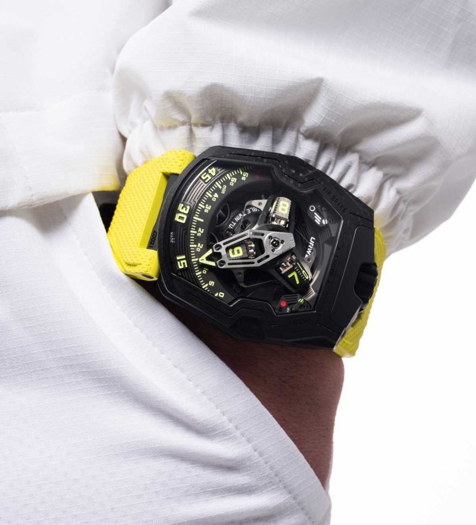 urwerk 230 black star wristshot