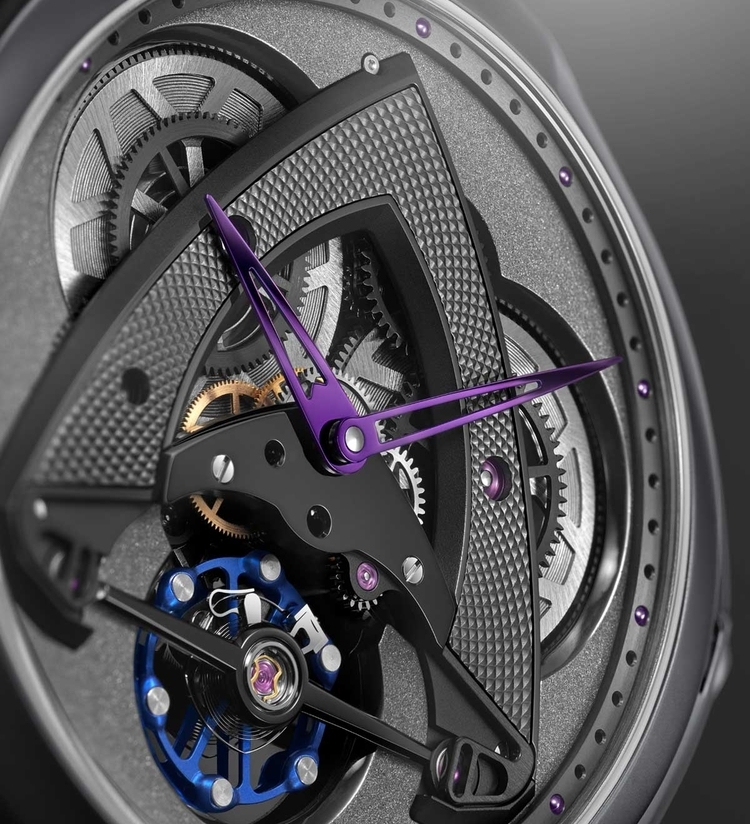 debethune db28xs dark sand macro