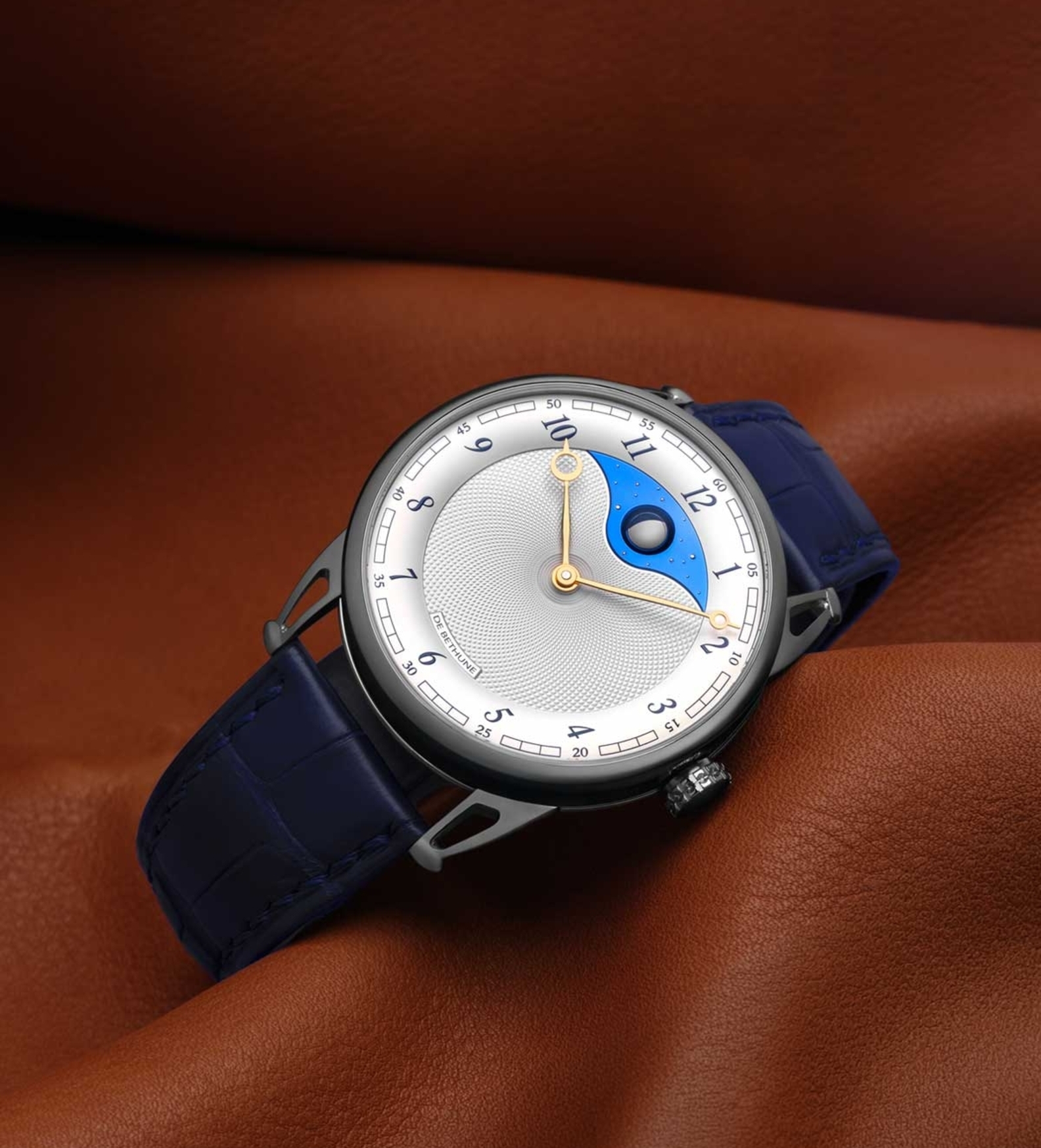 debethune db25vxs silver moon watch