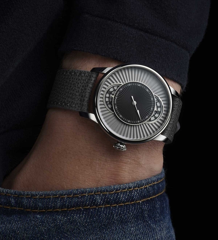 louis erard le regulateur esprit flinque grey wristshot