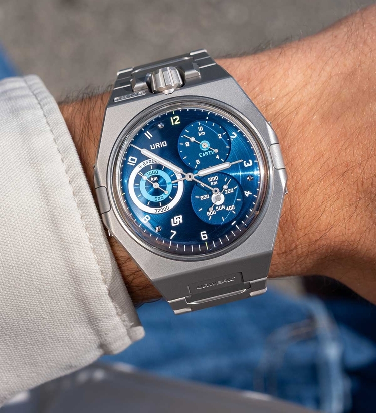 urwerk ur10 blue wristshot