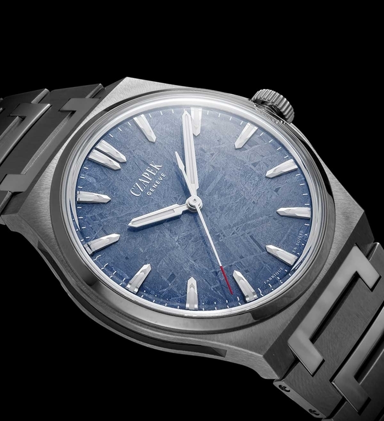 czapek antarctique frozen meteor dial